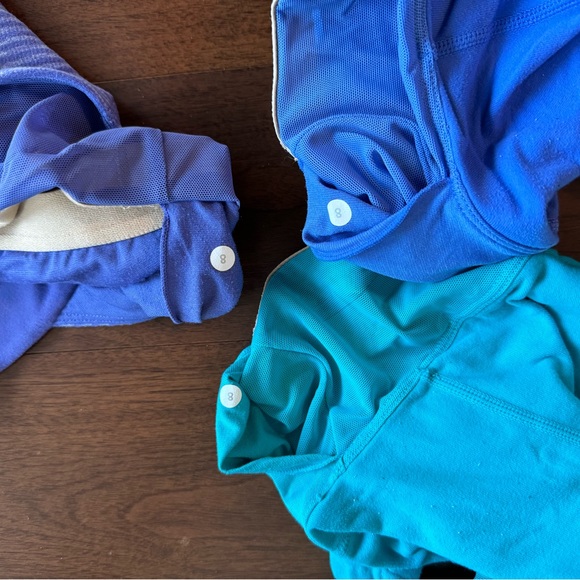 Lululemon Scoop Neck Tank (lot of 6) Size 8.  Assorted colours - Picture 4 of 6